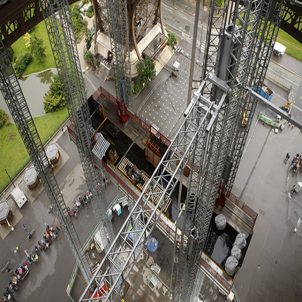 爬升式高空作業(yè)平臺施工圖