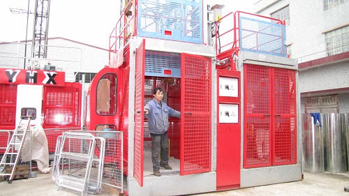 裕華興施工升降機運行試驗圖